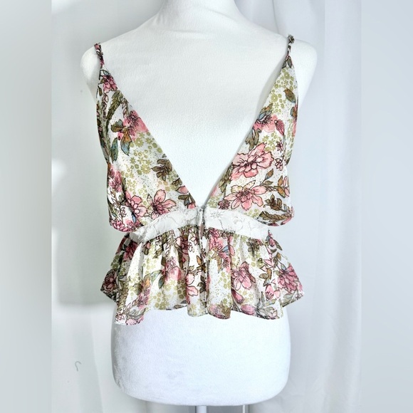 Intimately Free People Floral Lace Cropped Cami Tank Top With Hook Closure Sz S - Picture 1 of 4